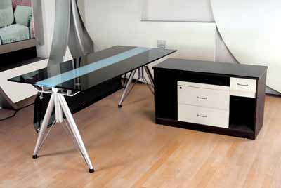<table><tr><td><font color=blue>B075強化15MM玻璃桌W180D190H75+側櫃桌</font></td></tr></table>